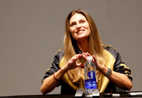 Director Niki Caro talking about working with Kevin Costner Photo Credit: mamalatinatips.com