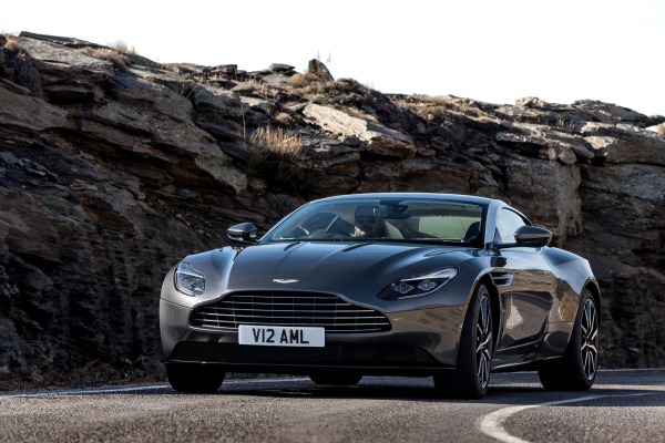 2017_aston-martin_db11_det_ns_301163_600