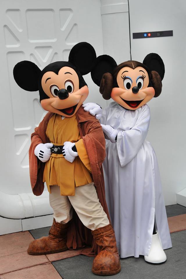 Star Wars Weekends meet and greet with Mickey and Minnie