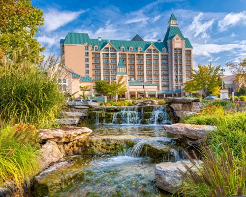 Chateau on the Lake Resort & Spa --- Exterior (with waterfall)