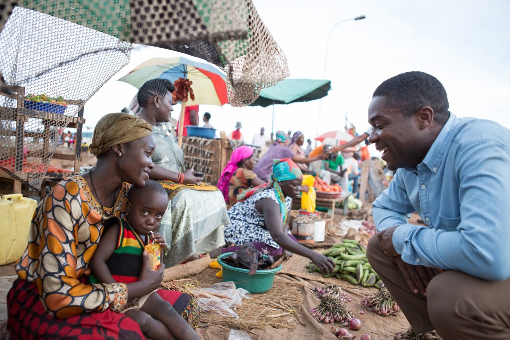 Oscar (TM) winner Lupita Nyong'o is Harriet Mutesi and David Oyelowo is Robert Katende in Disney's QUEEN OF KATWE, the vibrant true story of a young girl from the streets of rural Uganda whose world rapidly changes when she is introduced to the game of chess. Newcomer Madina Nalwanga also stars in the film, directed by Mira Nair.