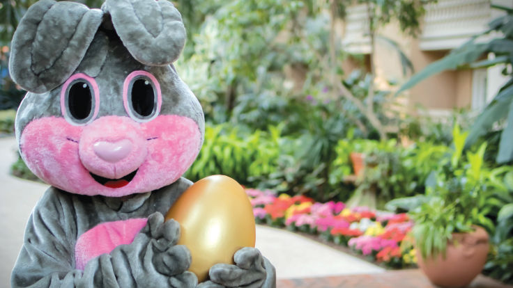 Gaylord Palms Easter Bunny
