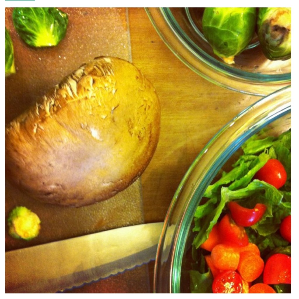 Fresh mushroom and veggie salad